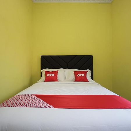 Oyo 2486 Bahana Guest House Manado Zewnętrze zdjęcie