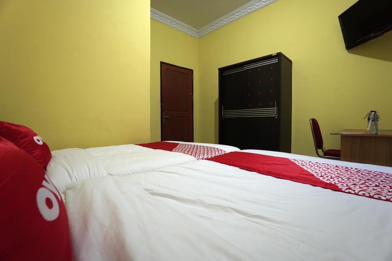 Oyo 2486 Bahana Guest House Manado Zewnętrze zdjęcie